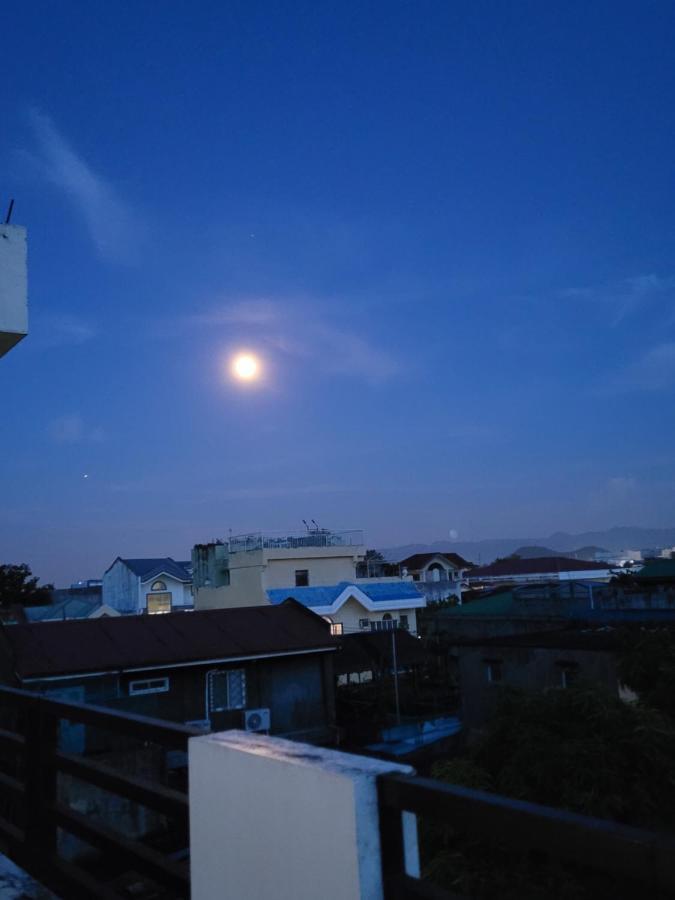 Andy's Place Apartment Legazpi